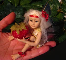 Fairy Ferula and the Strawberry 